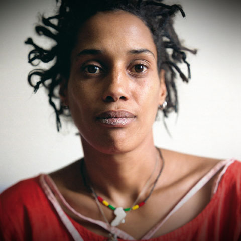 Mary Shelly : « Ya ka danser » (Clip officiel)